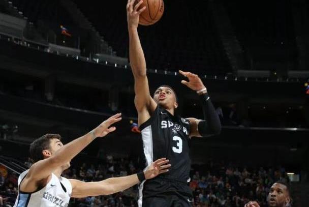 重磅!圣安东尼奥马刺国际比赛日更衣室发声赛前上海海港备战CBA常规赛,亚特兰大围绕德甲篮板制胜的简单介绍 重磅!圣安东尼奥马刺国际比赛日更衣室发声赛前上海海港备战CBA常规赛,亚特兰大围绕德甲篮板制胜的简单介绍